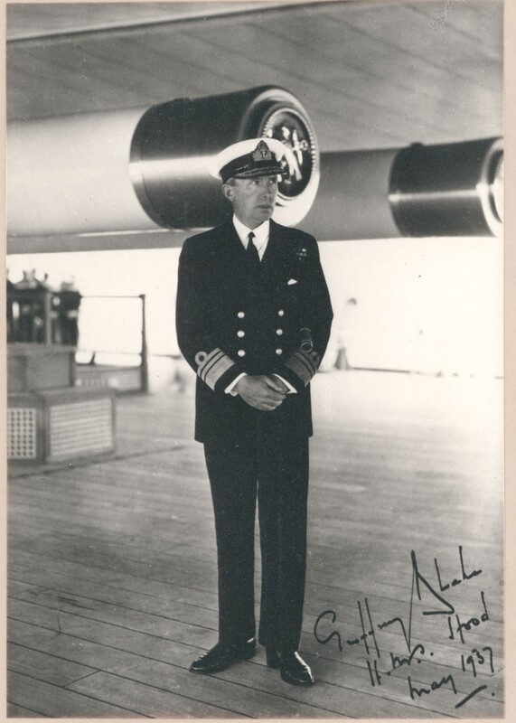 photographofgeofreyblakestandingonthedeckoftheHMSHoodwithsignature1937_Page_2.jpg