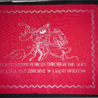 polisharmedforcesthroughtheages.pdf